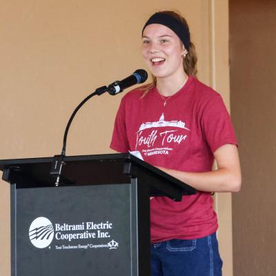 2025 Youth Tour delegate, Anika Harmsen, speaks to members